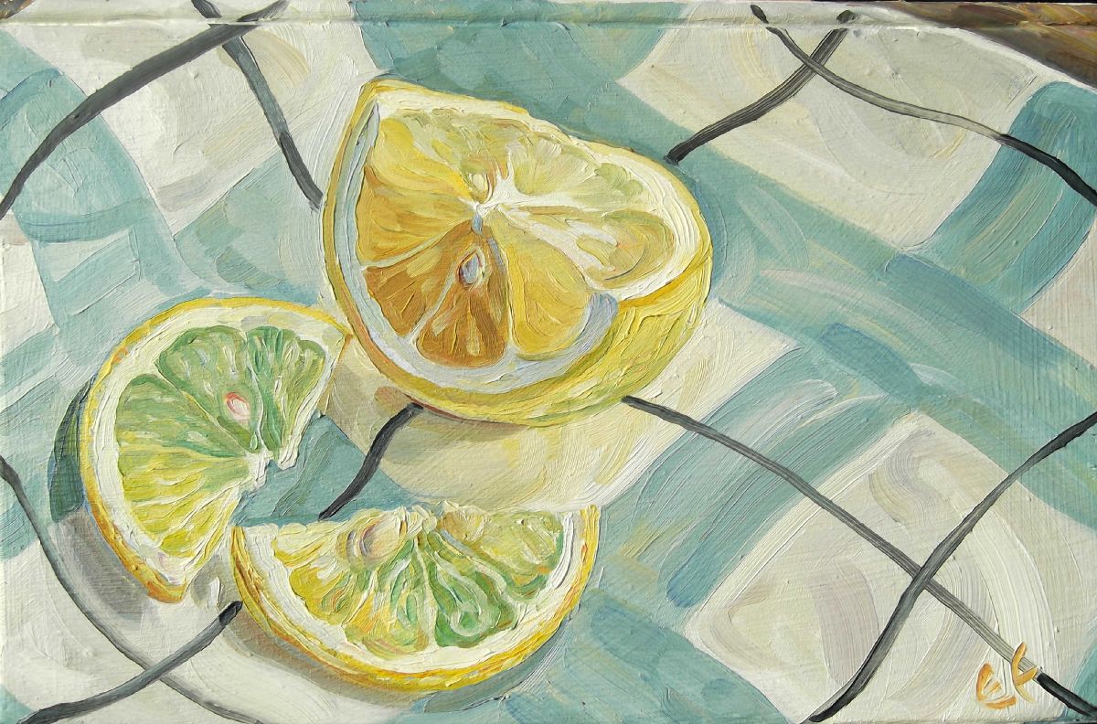 Lemon slices on tartan plate
